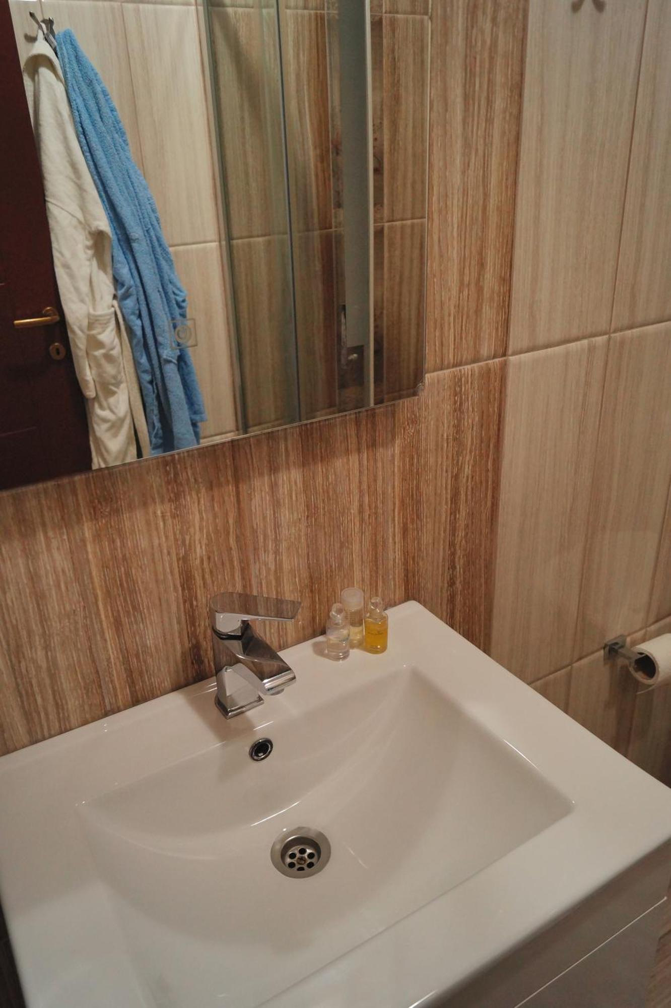 Rooms Filip Manastır Dış mekan fotoğraf